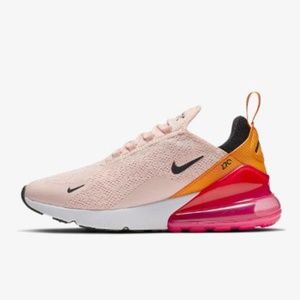 Women’s Nike Air Max 270 Sneaker - Size 9.5